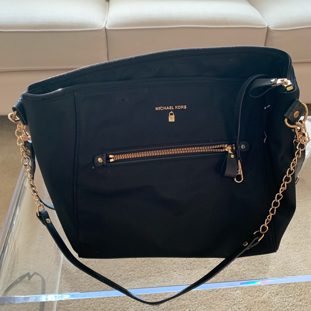 Large Michael kors bag